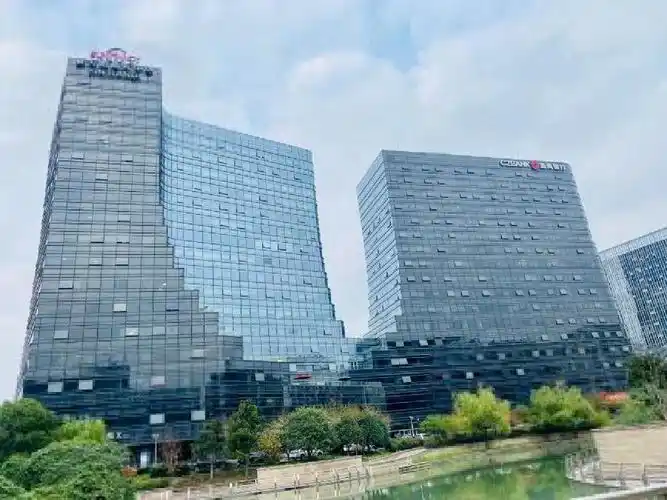 【13图】新天地国际商务尚座东楼114方户型方正房东诚心卖,杭州拱墅东