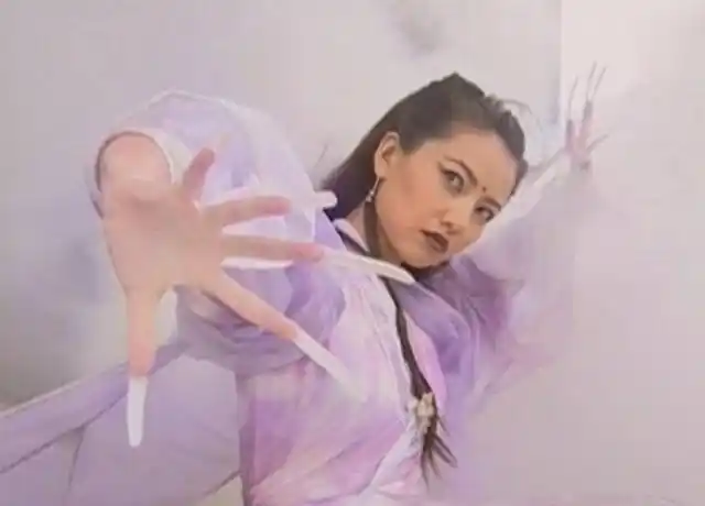 周芷若完胜梅超风明明练的都是九阴白骨爪金庸梅超风瞎练