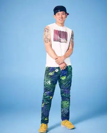 【作为流性恋,演员杰克·崔出柜】韩裔美国演员杰克·崔(jake choi