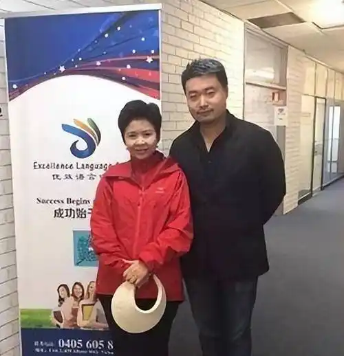 董文华:22岁嫁5年之约,23岁爆火,38岁跌落神坛,今怎样了?