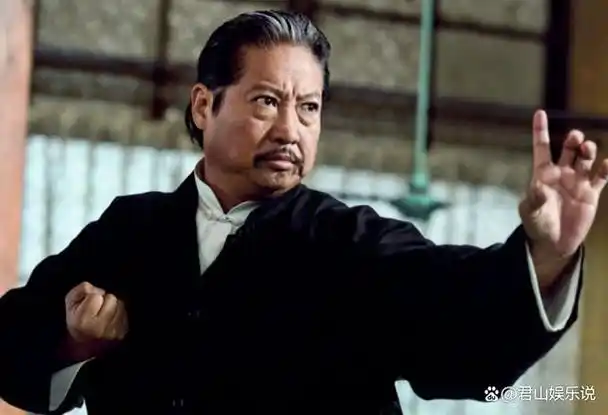 洪金宝再曝与周星驰不和内幕,只因看了医生担误了都是因《功夫》