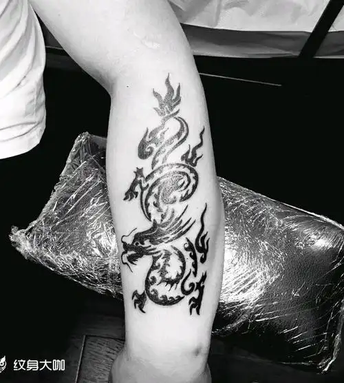 龙图腾_纹身图案手稿图片_张潇雷的纹身作品集