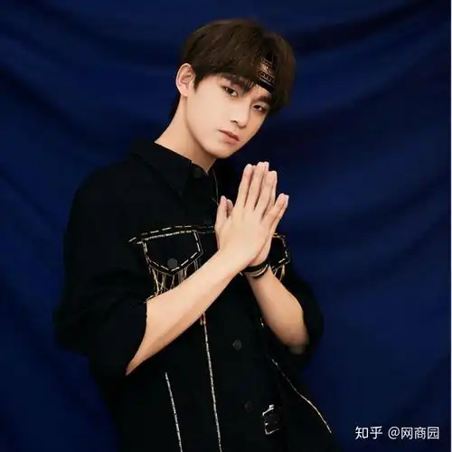 r1se男团合约还不到一年现在各成员发展如何