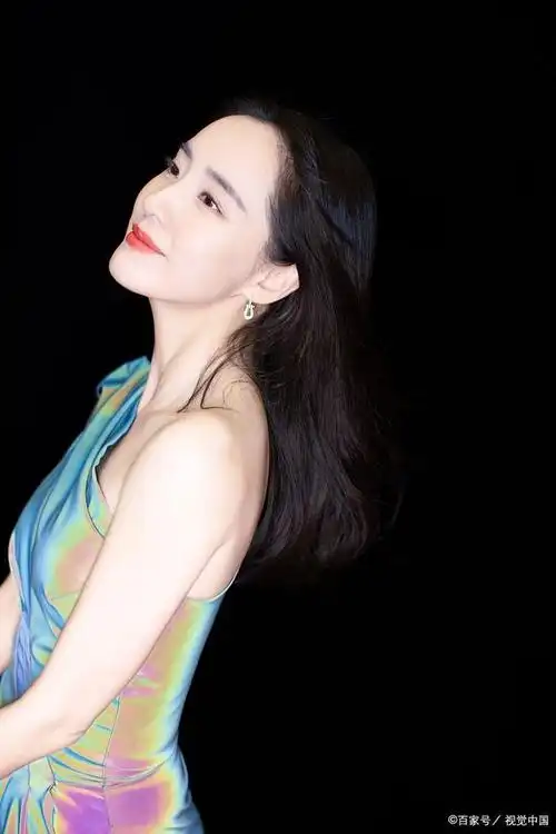 王智:她用武术打开了电影的大门,成为了国民初恋和功夫女星