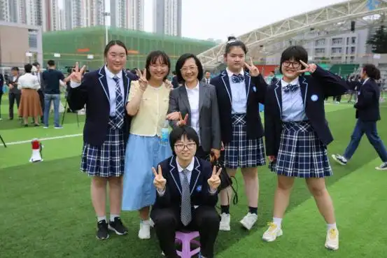 合肥一中超级毕业照青春最美的注脚