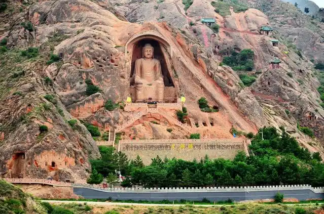 89 首页 景点详情 须弥山石窟,佛教石窟寺.中国十大石窟之一.