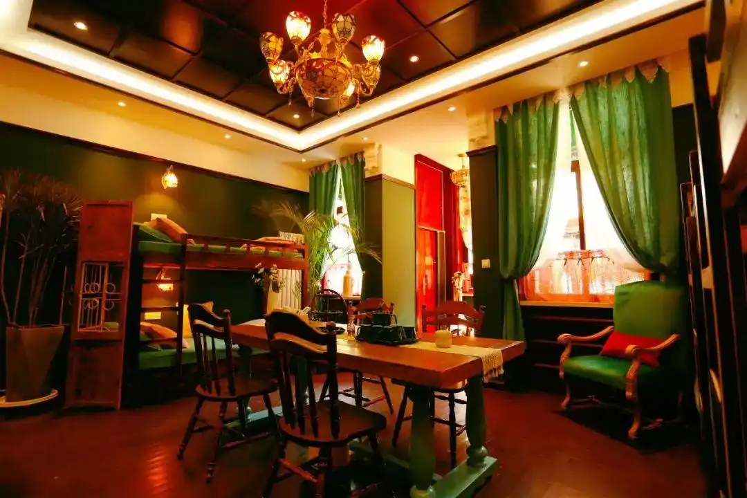 她为自己打造梦中的民国风情别墅!