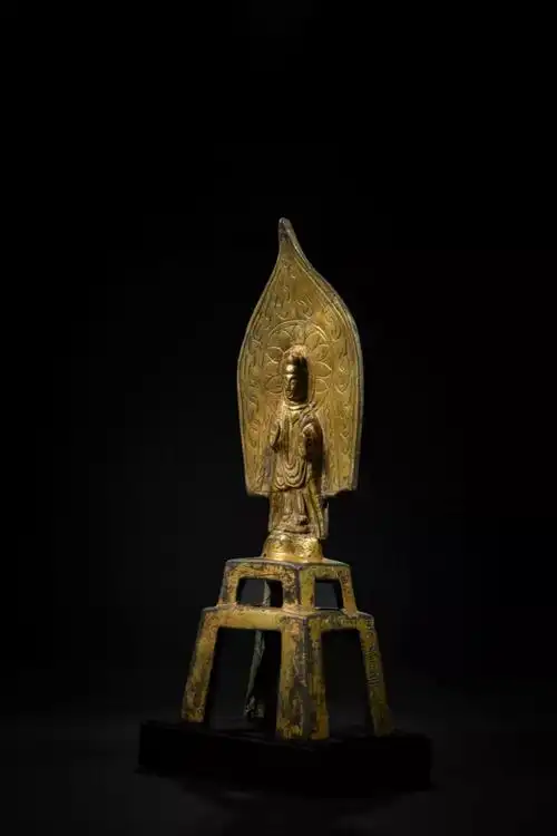 一场史无前例的汉传高古佛像专场—"西起东兴"10月18日,龘藏app与你