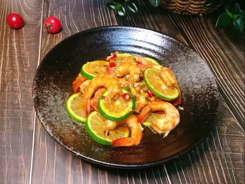 百香果柠檬酸辣虾