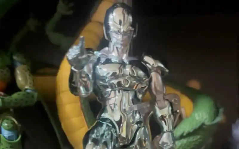 龙珠shf,圣之缘预定的金属古拉到货,果然是指纹采集器,不过是真的帅!