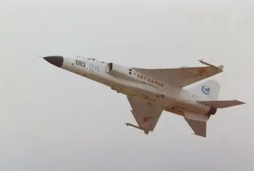 最新出口型歼轰7飞豹亮相珠海航展,最有意买家却已早早移情别恋