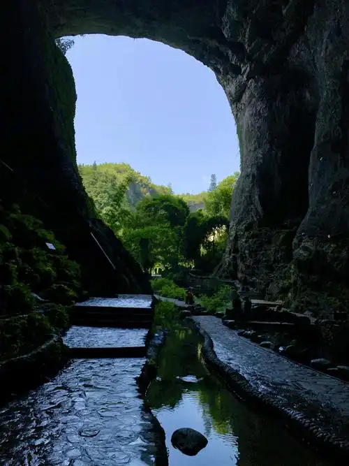 游览重庆酉江桃花源景区