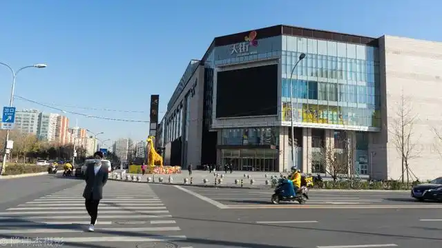 北京龙湖长楹天街:上榜北京网红打卡地,主要靠的是三个特质