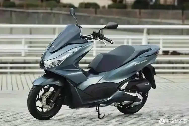 价格接近的本田pcx160和光阳ct250限量版,如何选?