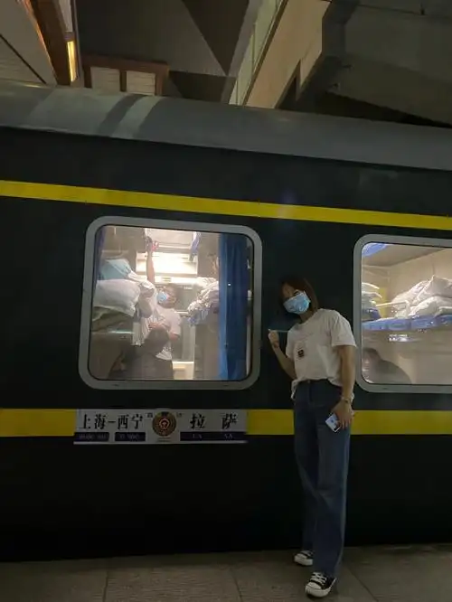 z164上海至拉萨  2妹子找小伙伴2人,一起成团(含司机5人).