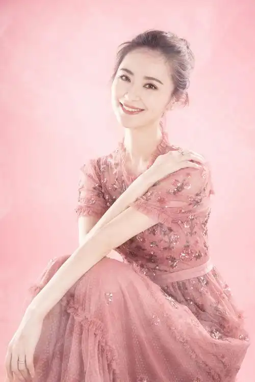 夜读| 内心强大的人,早就戒掉了情绪!(主播:赵靓)