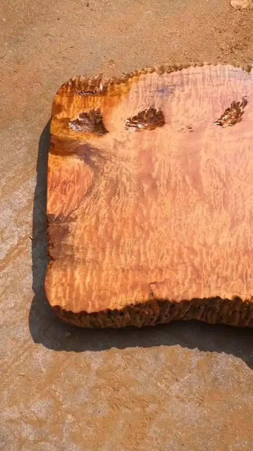 哗哗9191这就是非洲金丝花梨木大板,爆满金丝,喜欢的给个红心73