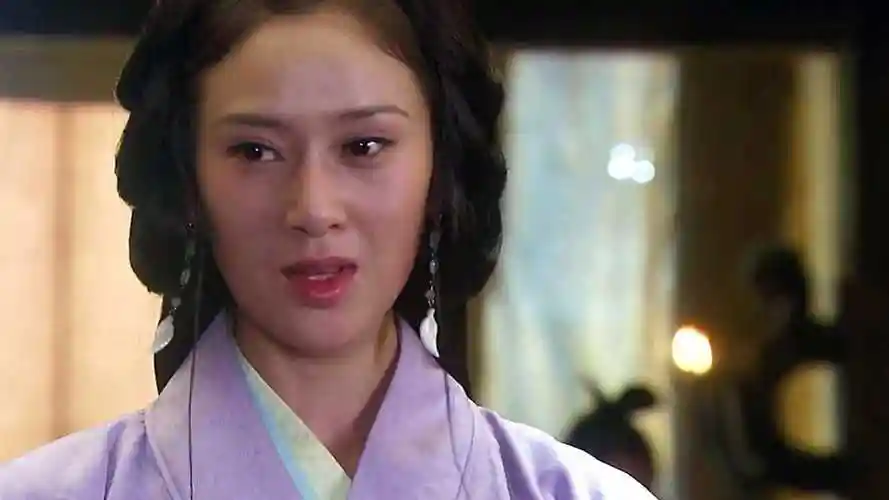 新三国蹦迪,小乔愿意为各位舞一段,接着奏乐接着舞