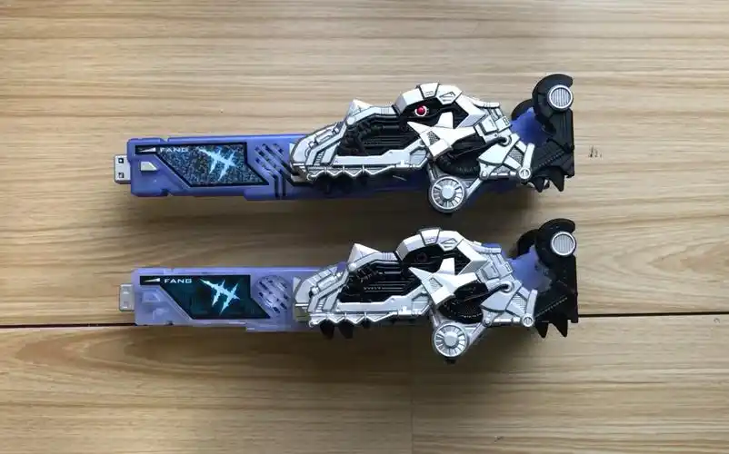 测评csm假面骑士w獠牙fang记忆体w最帅形态