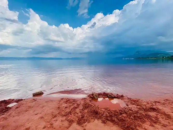 云南亲子游抚仙湖