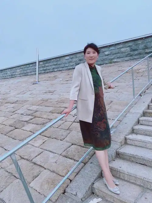 妈妈是世界上最美丽的女人