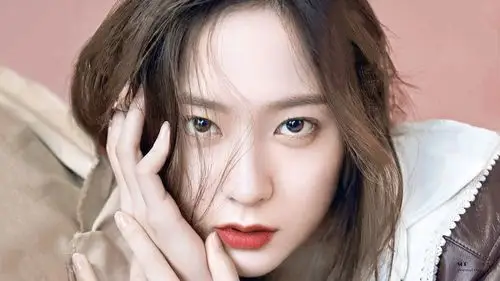 郑秀晶 krystal cr:郑秀晶soo - 堆糖,美图壁纸兴趣社区