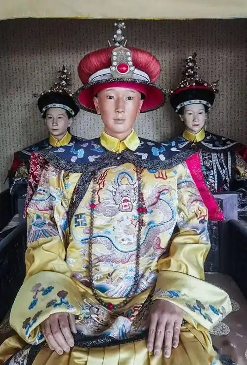 承德清代十二帝蜡像展