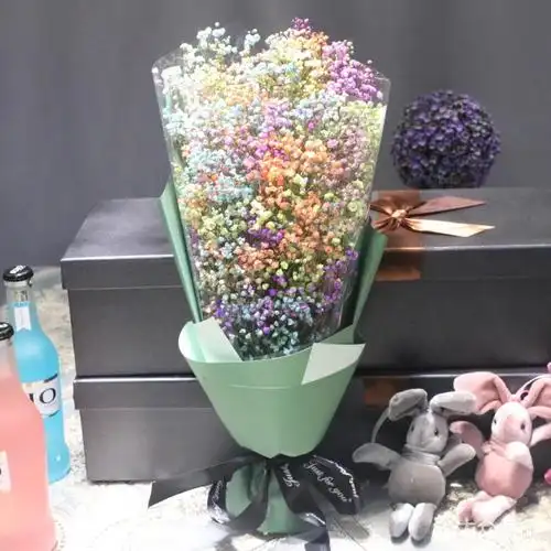 满天星配香烟的花束蓝色满天星香烟花束图片