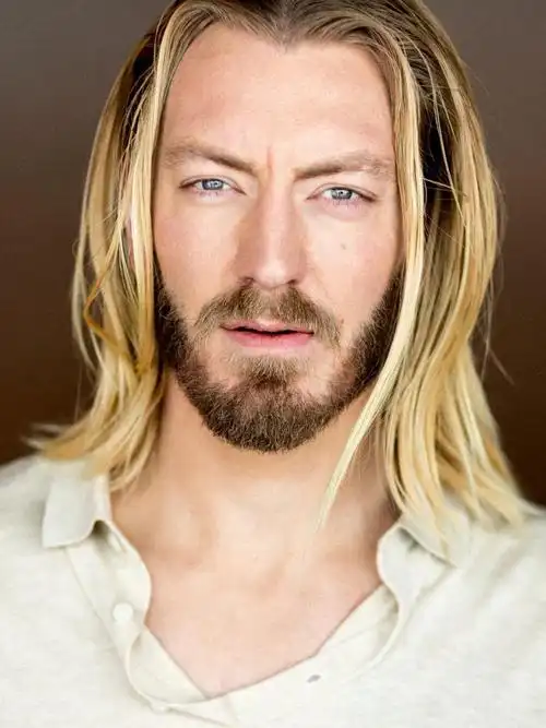 gossiping manbrian gattassevence kid #4tucker meekbathroom girl