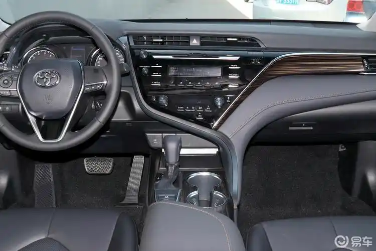 【凯美瑞2019款2.