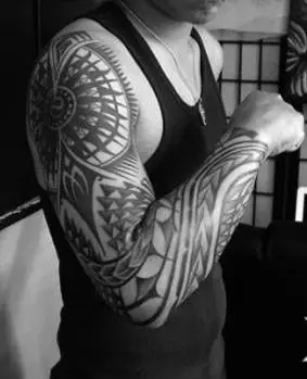 男纹身_男纹身图案_纹身男图片大全_第31页 - 纹身秀