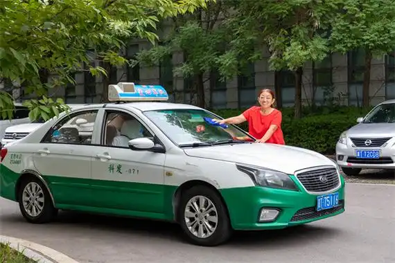 2024年度河北交通寻美活动之衡水市出租车司机袁春静的故事