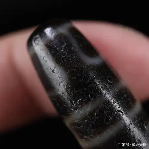 [鉴赏]莲师法帽天珠