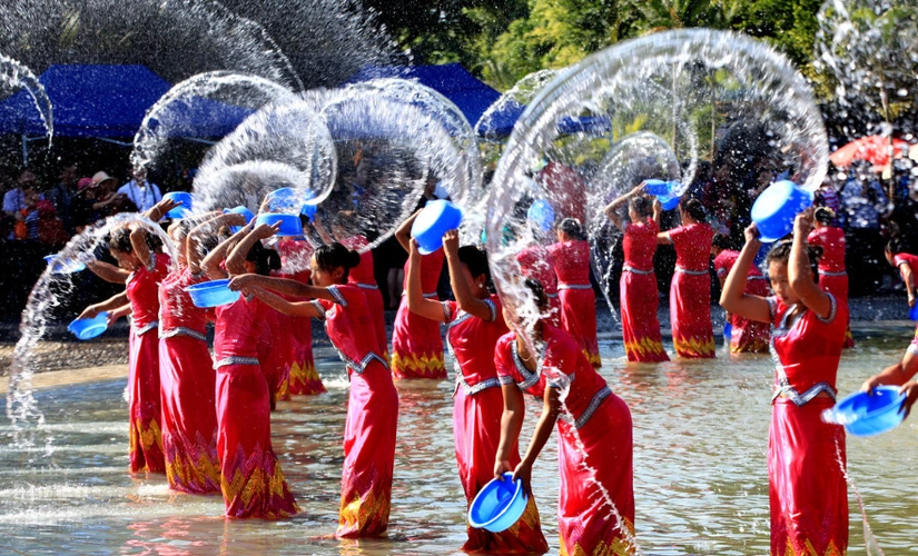 傣族的泼水节意义