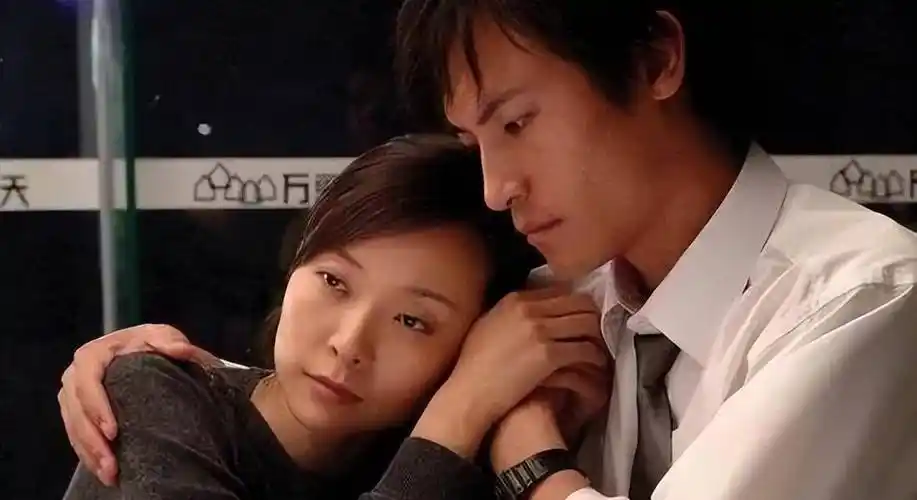 柯蓝:背景强大,谈了30年恋爱不肯结婚,了解原因后让人心疼_李泉