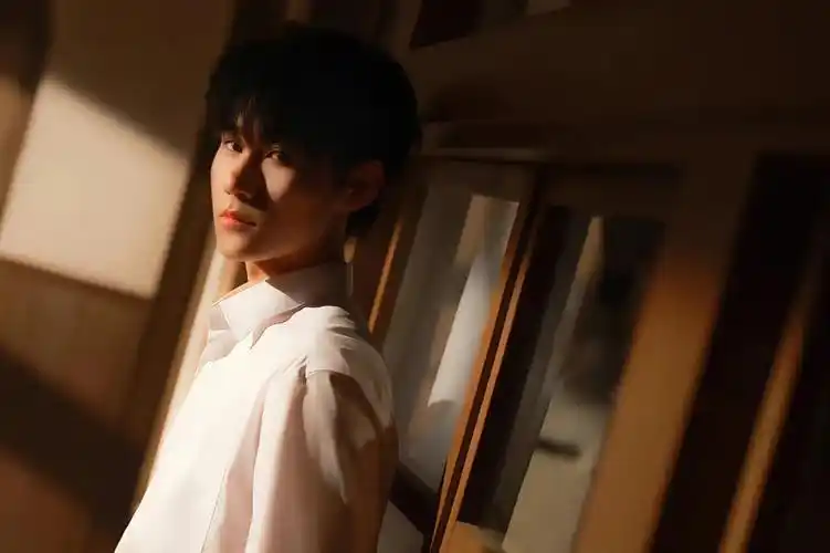 记录哭泣的游戏张真源