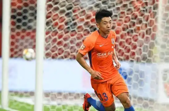 前瞻山东鲁能vs江苏苏宁:格德斯单挑埃德尔,谁能一战封神?