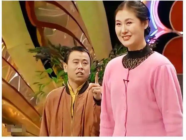 赵本山前妻葛淑珍,32年前被赵本山抛弃,如今靠自己年入百万