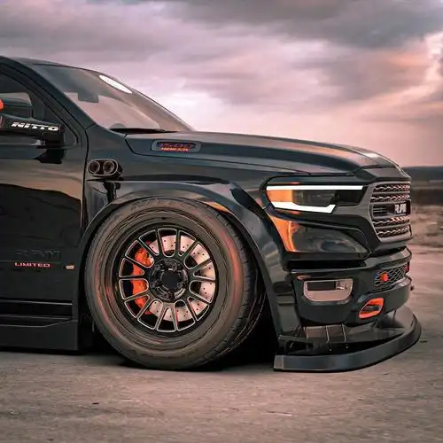 大皮卡也玩低趴超跑范霸气外露