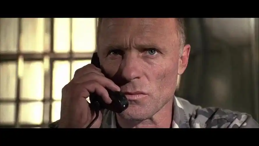 勇闯夺命岛:将军不忍残害百姓,竟引来下属的兵变!