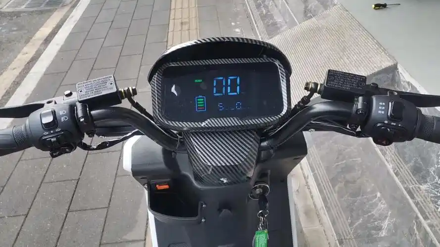 新国标白牌车同城包邮包牌.外地可物流发货,130-60固满德 - 抖音