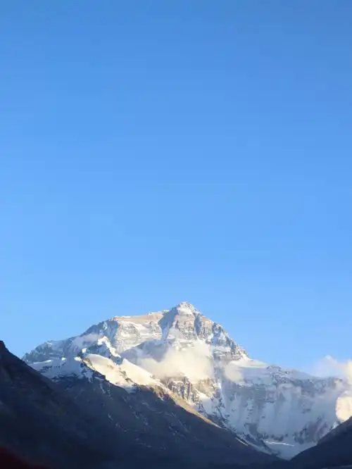 日照金山丨珠峰南迦巴瓦峰