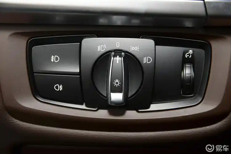 【宝马x52015款xdrive28i大灯开关汽车图片-汽车图片大全】-易车