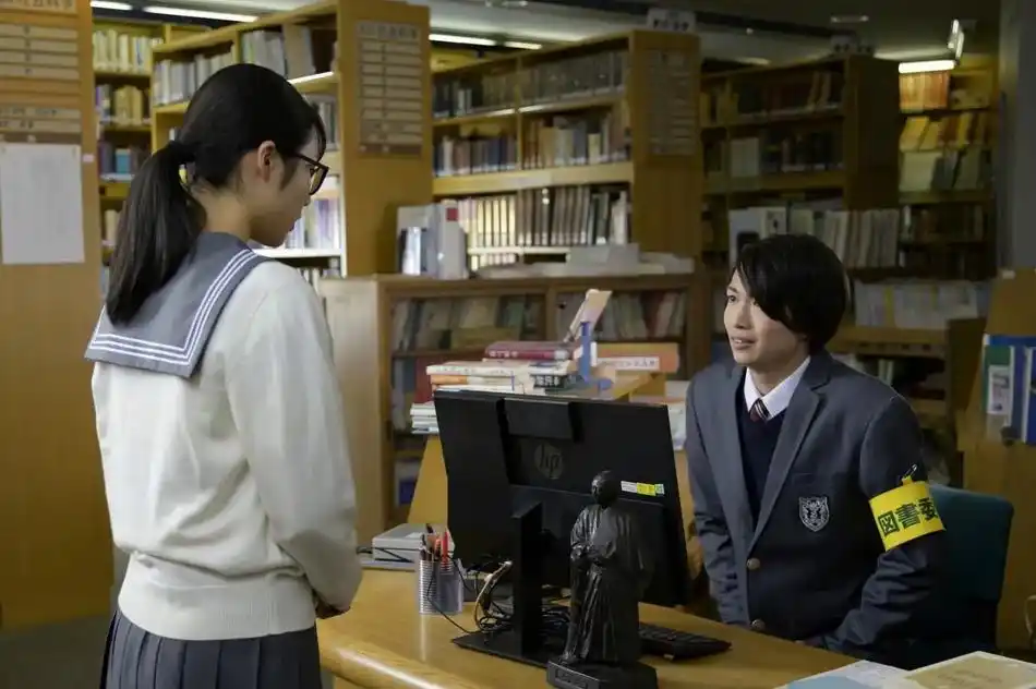 组图:山田裕贵《班会》剧照公布 秋田汐梨剧中被监禁