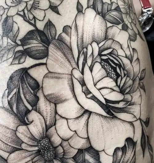 素花纹身图片腹部点刺纹身图案