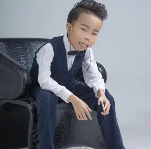 网红陈山"过世"了!快手一哥慌了,立马更博证明自己!