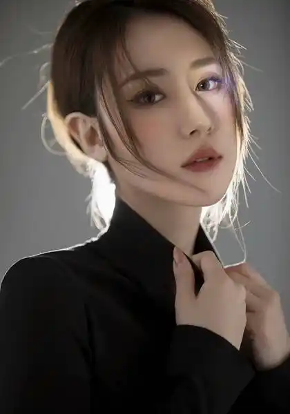 模特腿模签约模特接单通告人像创作形象风格御姐女王范性感高冷高颜值