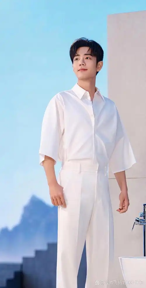 肖战# 好一个清新氧气小王子! 颜如玉~清新帅气逸群英!