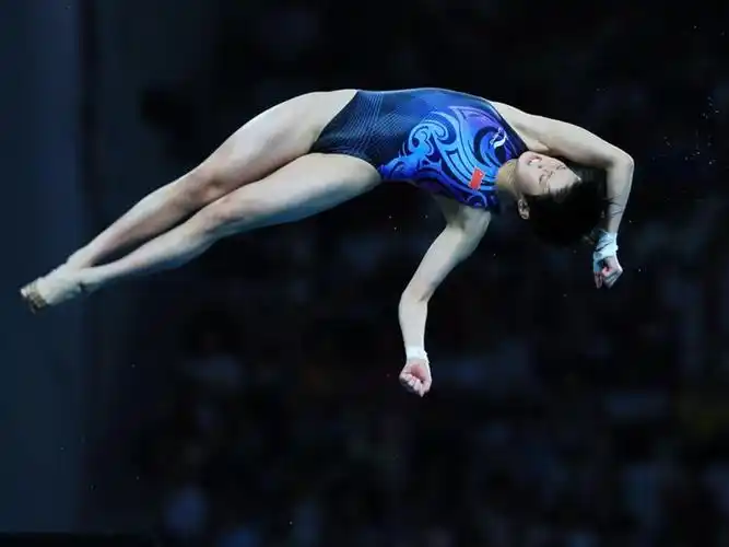 26岁跳水皇后近照! 曾拿到5块奥运金牌, 不学郭晶晶嫁入豪门