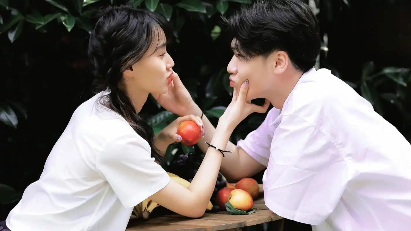 电脑壁纸 节日 情人节 抖音很火的七夕情侣